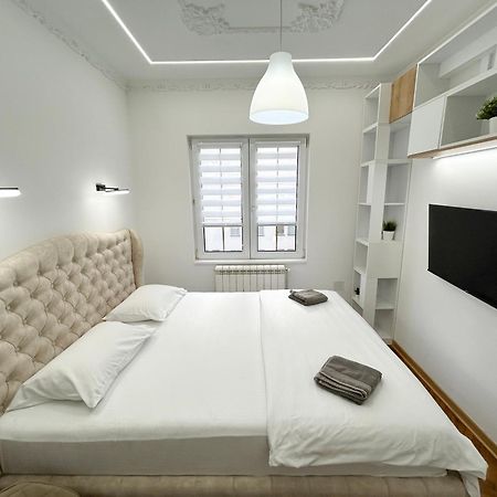 Central Elegance Βελιγράδι Εξωτερικό φωτογραφία